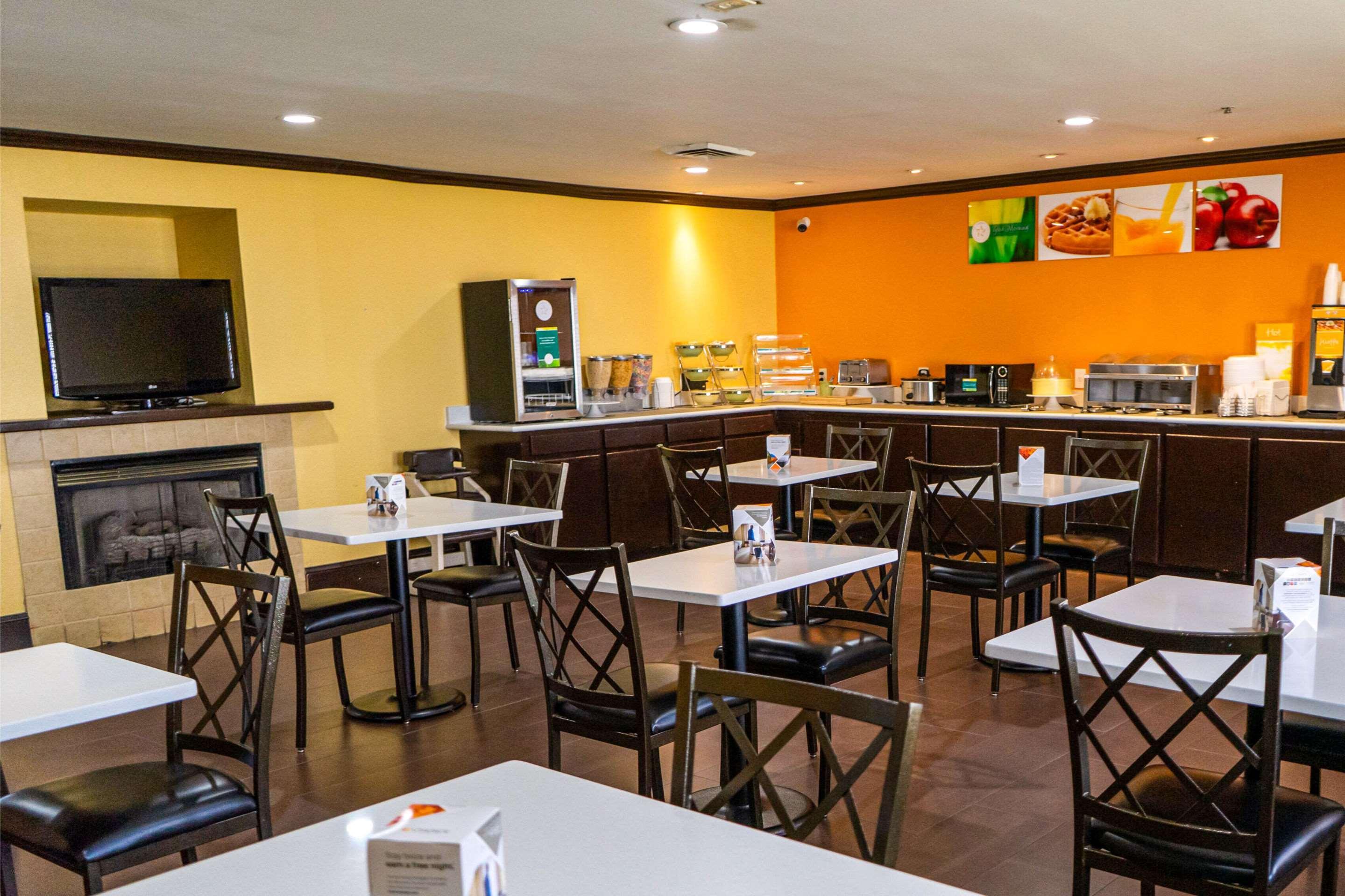 Quality Inn Whiteville North Esterno foto
